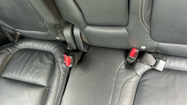 Mitsubishi Outlander 2.4 PHEV Dynamic Safety 5dr Auto Estate